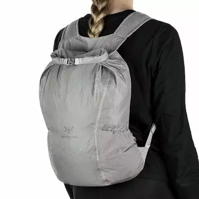 Sac à Dos Compressible Bikepacking Packable Backpack Apidura 13L – Image 4